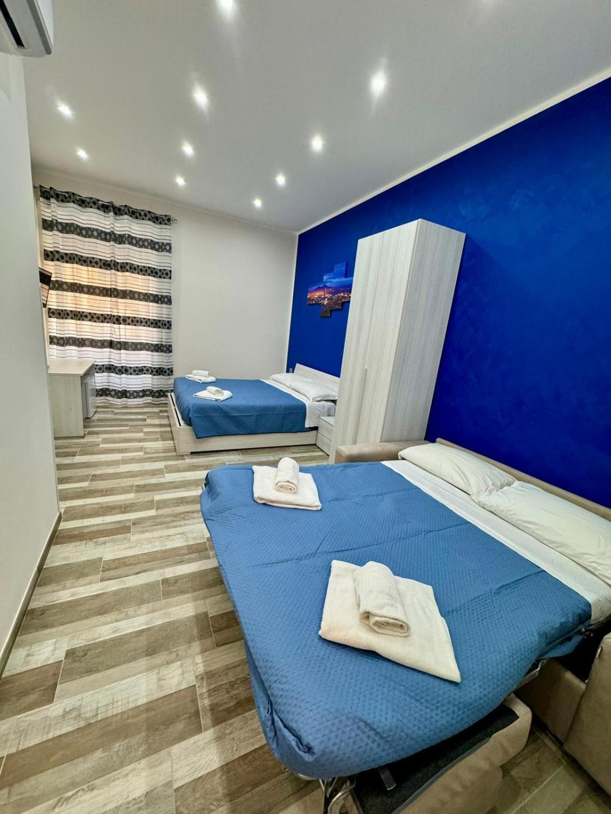 Punto House Ferrovia Otel Napoli Dış mekan fotoğraf