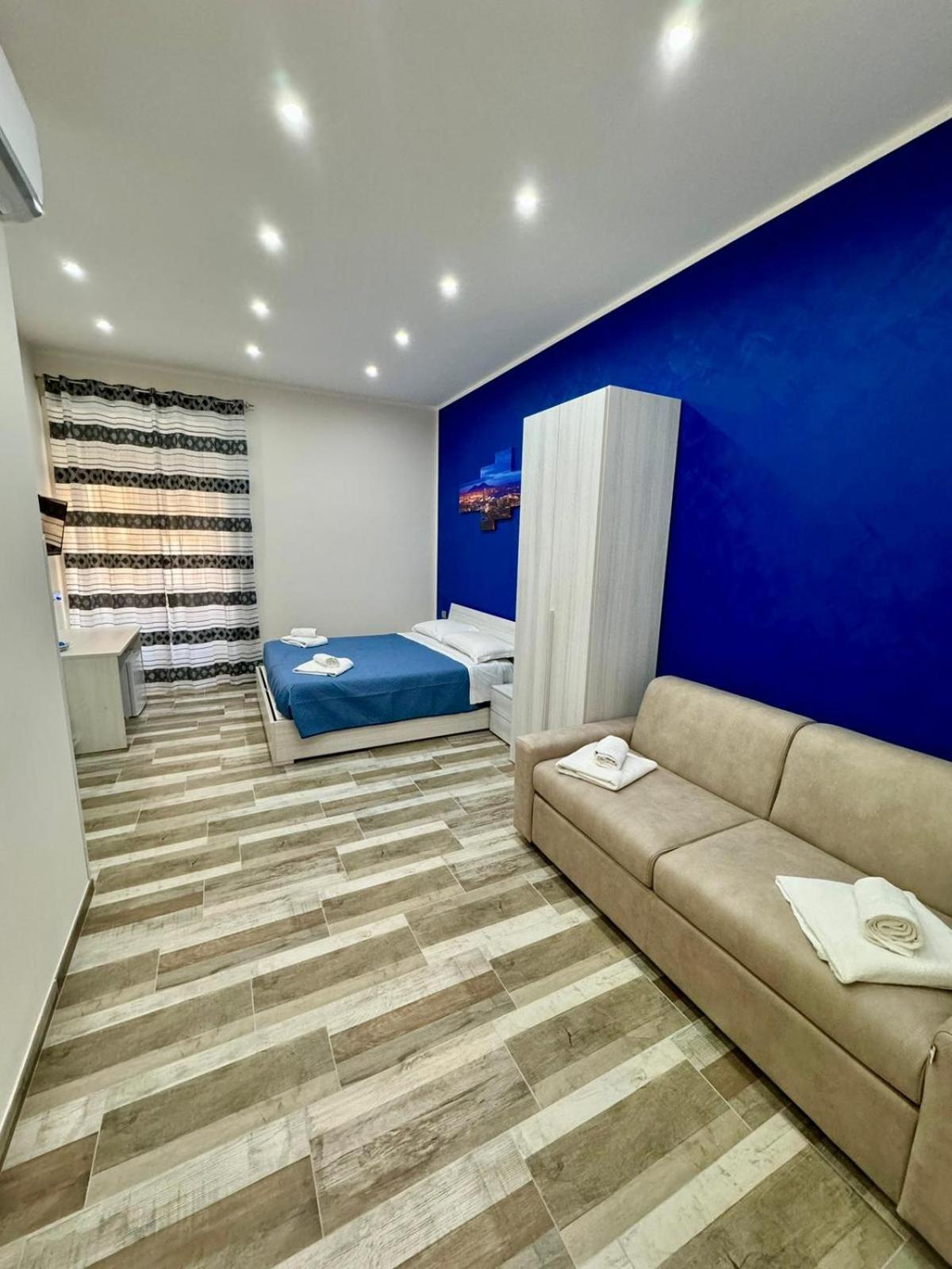 Punto House Ferrovia Otel Napoli Dış mekan fotoğraf