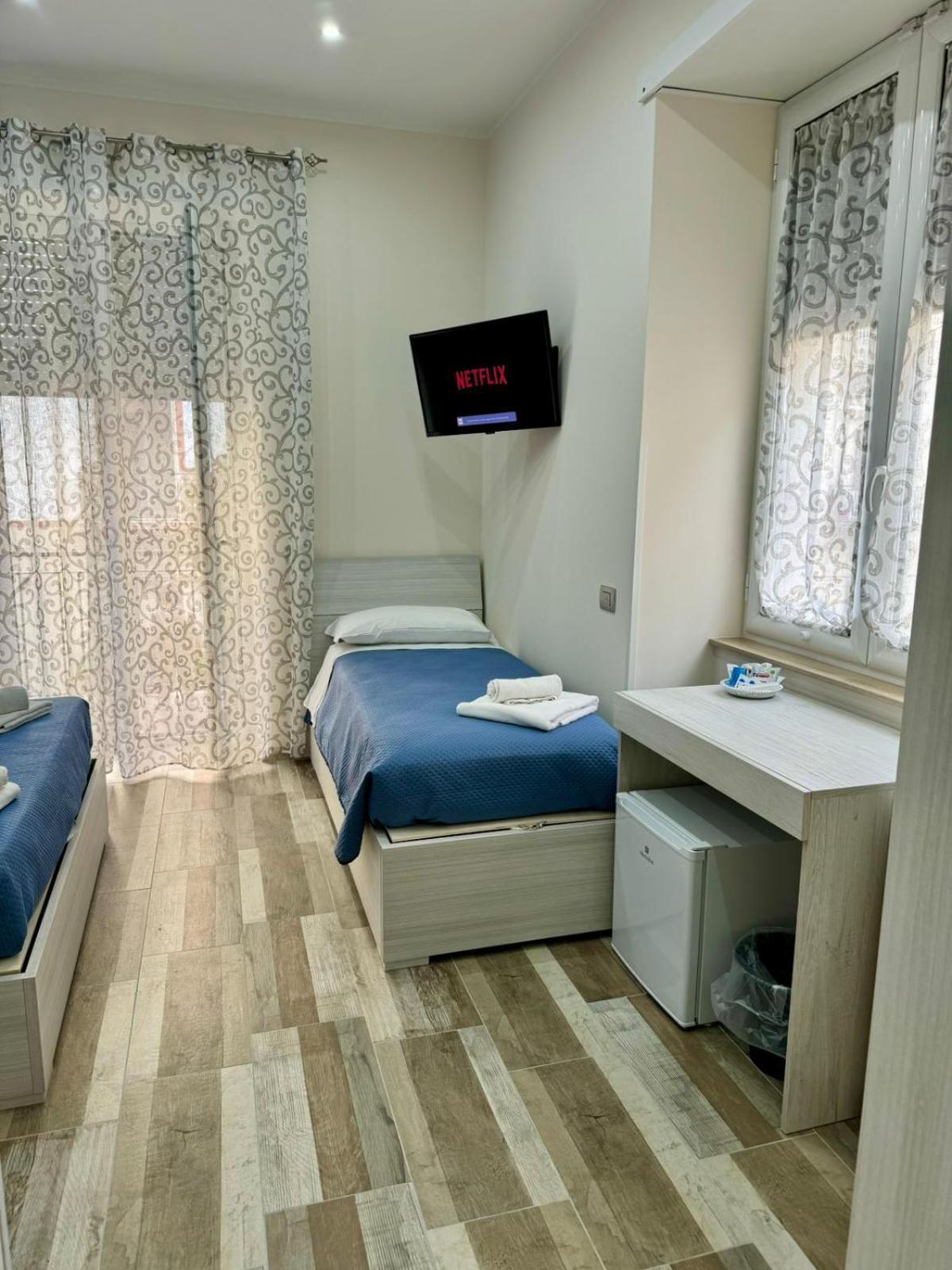 Punto House Ferrovia Otel Napoli Dış mekan fotoğraf